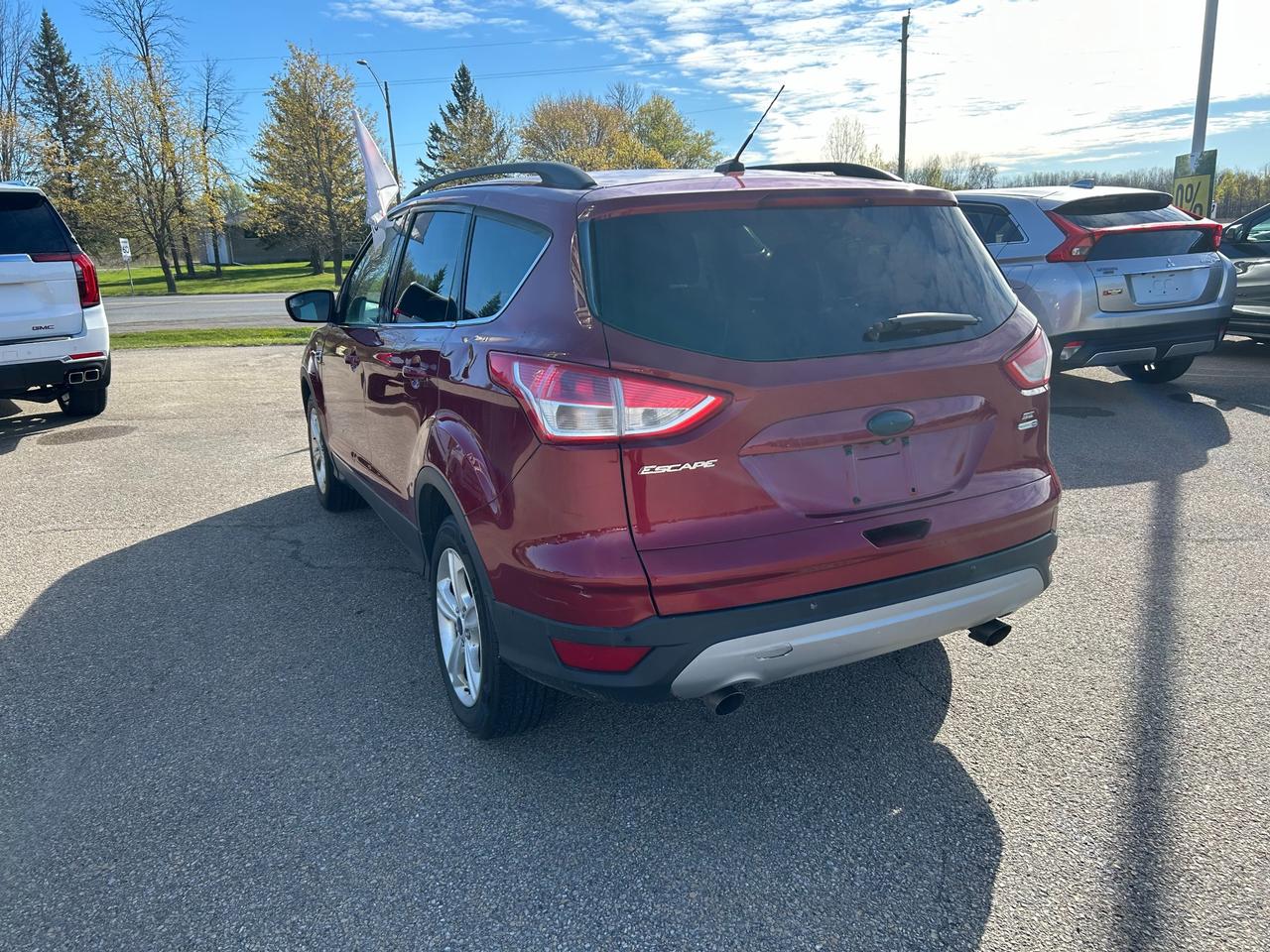 2014 Ford Escape SE 4dr 4x4 Photo4