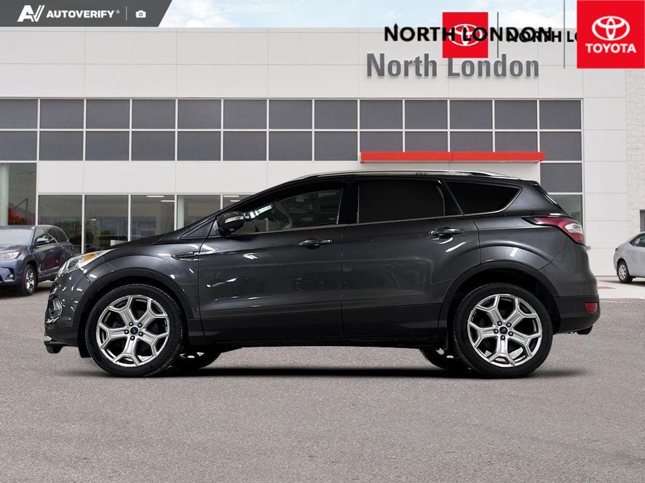 2017 Ford Escape Titanium 4dr Front-Wheel Drive Photo2