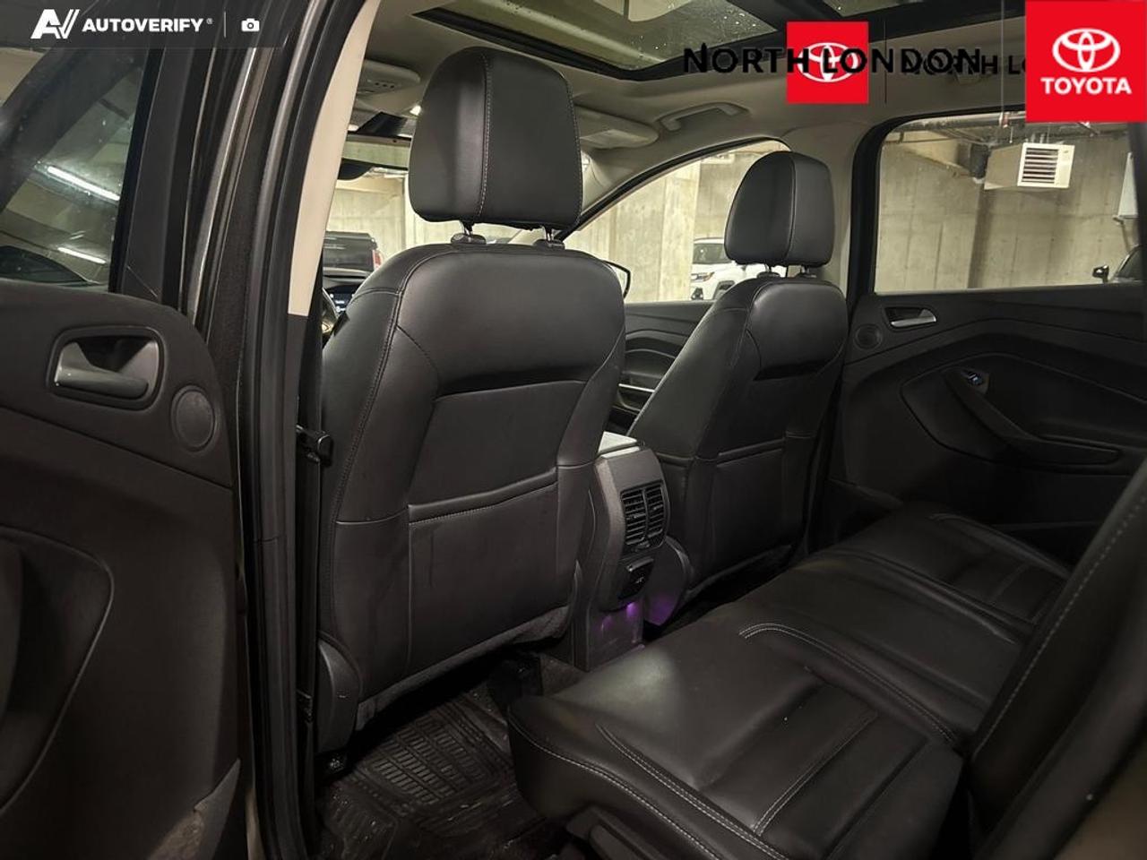 2017 Ford Escape Titanium 4dr Front-Wheel Drive Photo