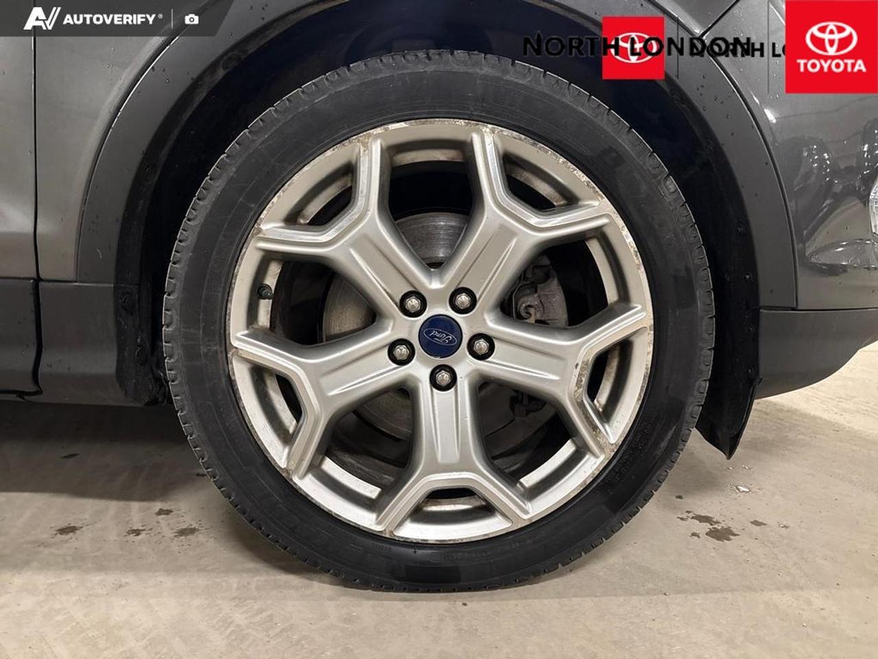 2017 Ford Escape Titanium 4dr Front-Wheel Drive Photo