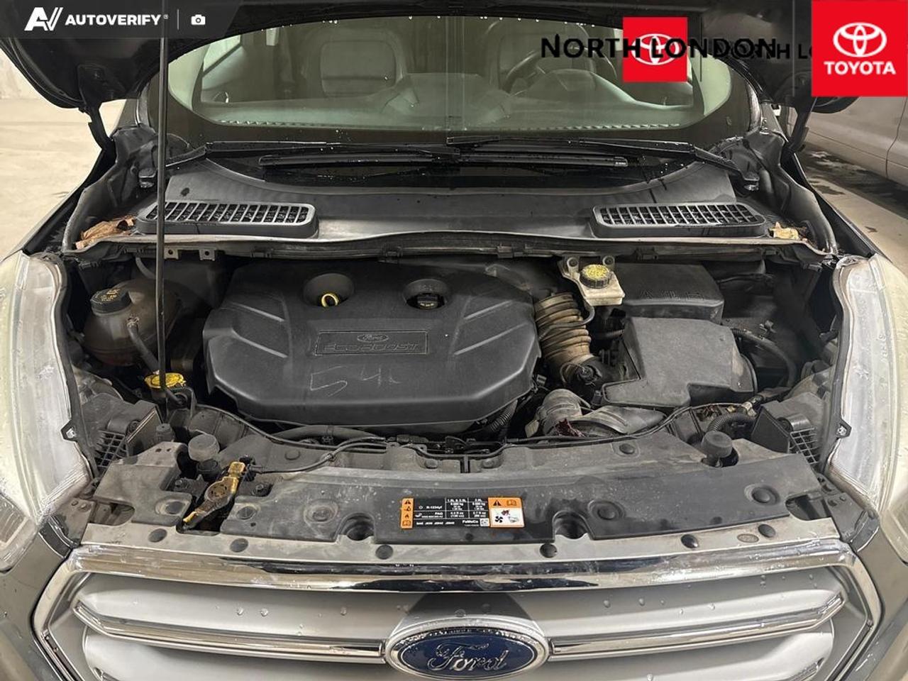 2017 Ford Escape Titanium 4dr Front-Wheel Drive Photo