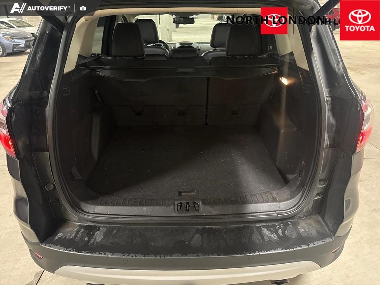 2017 Ford Escape Titanium 4dr Front-Wheel Drive Photo