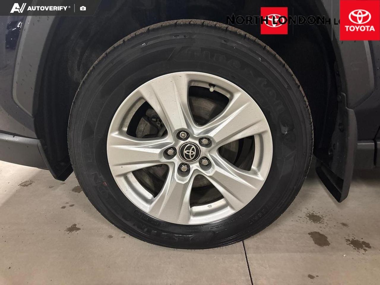 2021 Toyota RAV4 XLE 4dr Front-wheel Drive Photo