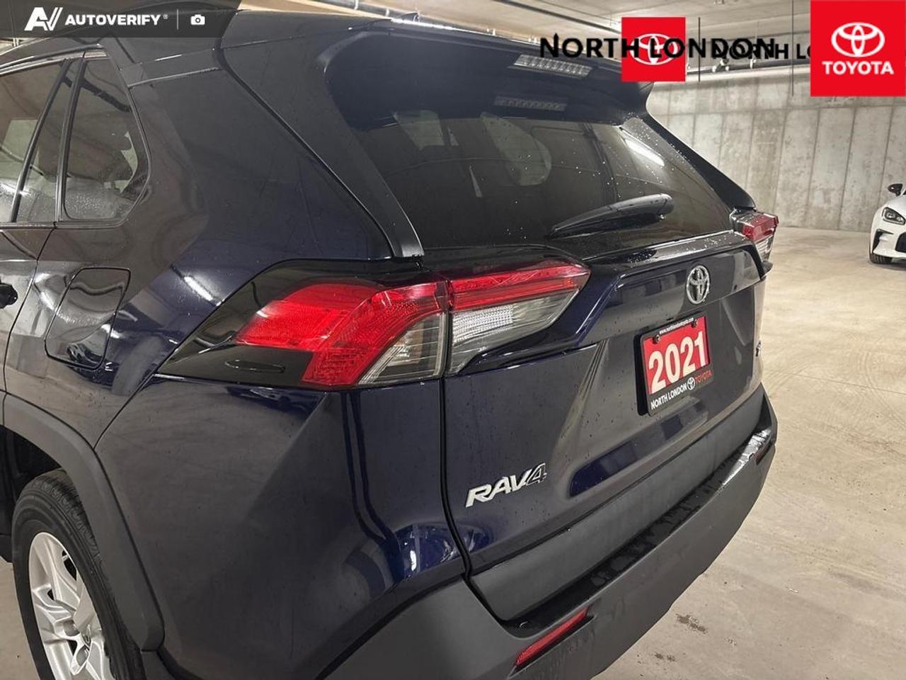 2021 Toyota RAV4 XLE 4dr Front-wheel Drive Photo