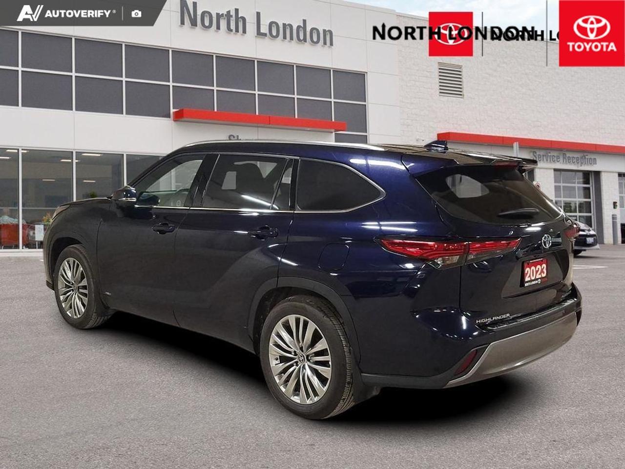 2023 Toyota Highlander Hybrid Limited 4dr All-Wheel Drive Photo3