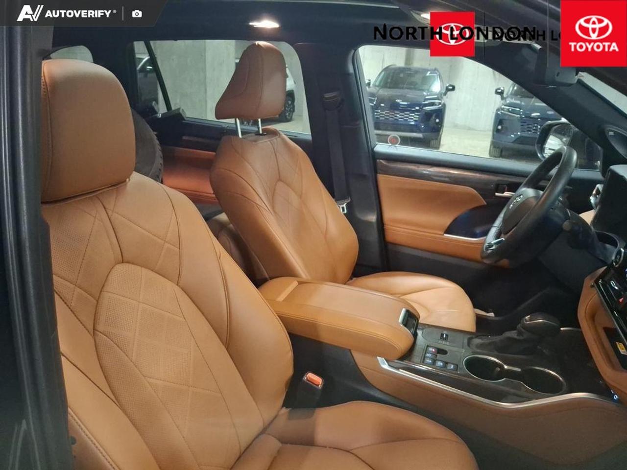 2023 Toyota Highlander Hybrid Limited 4dr All-Wheel Drive Photo