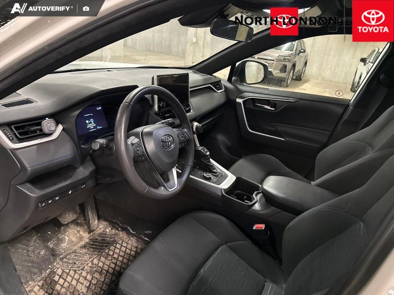2023 Toyota RAV4 Hybrid SE 4dr All-Wheel Drive Photo