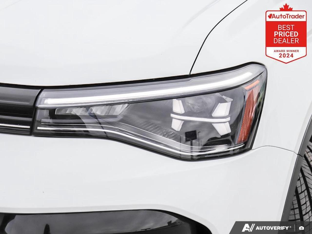 2025 Volkswagen Taos Trendline 4dr All-Wheel Drive 4MOTION Photo