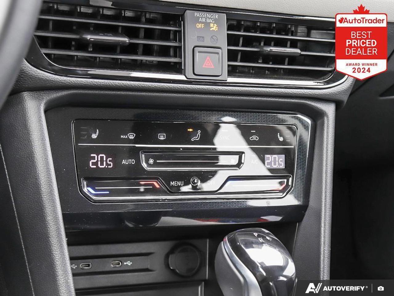 2025 Volkswagen Taos Trendline 4dr All-Wheel Drive 4MOTION Photo