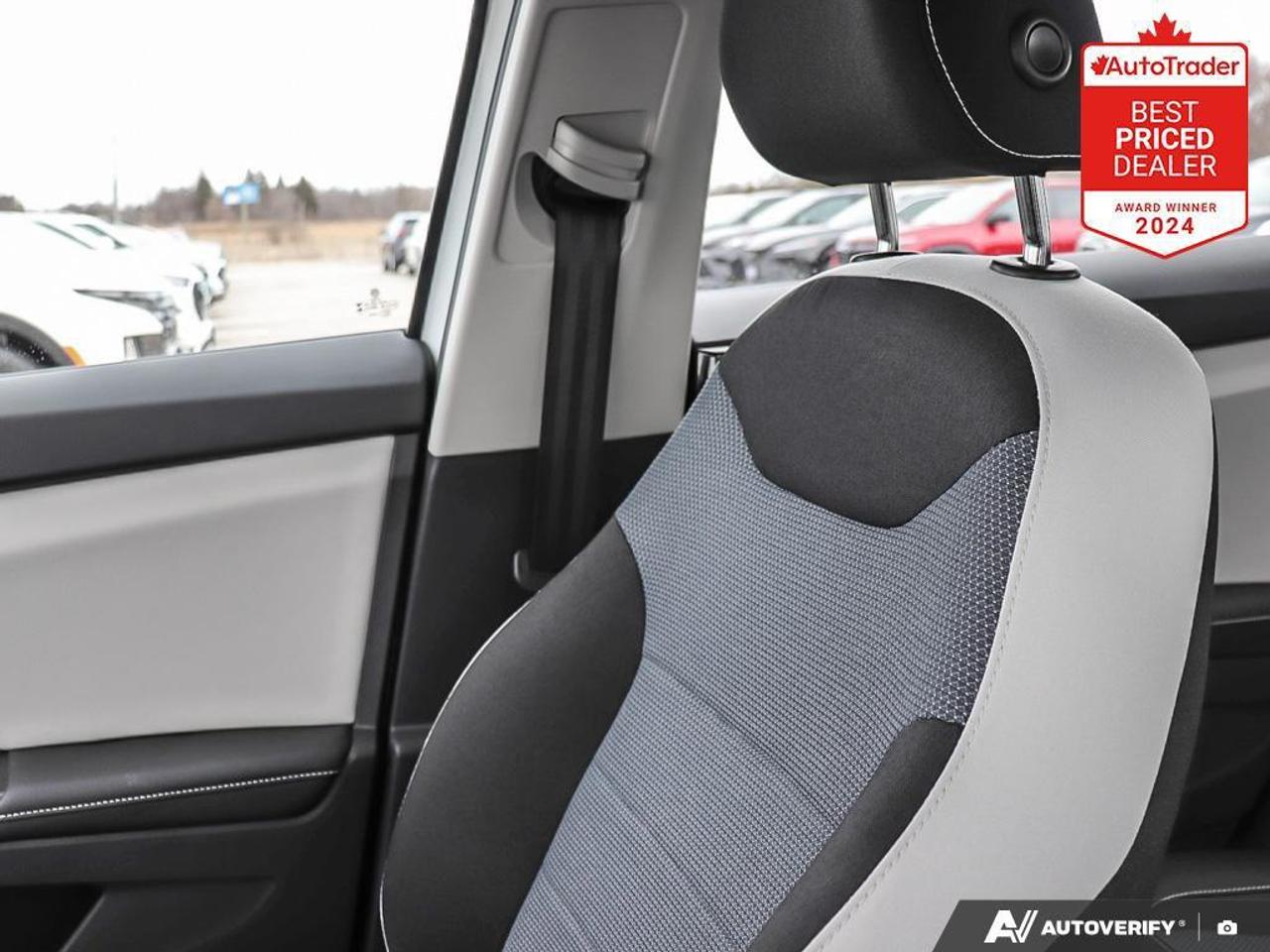 2025 Volkswagen Taos Trendline 4dr All-Wheel Drive 4MOTION Photo