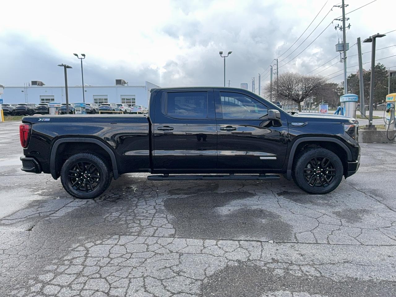 2024 GMC Sierra 1500 Elevation CrewCab X31 4WD 5.3L8cylGas 6'7"Box Photo