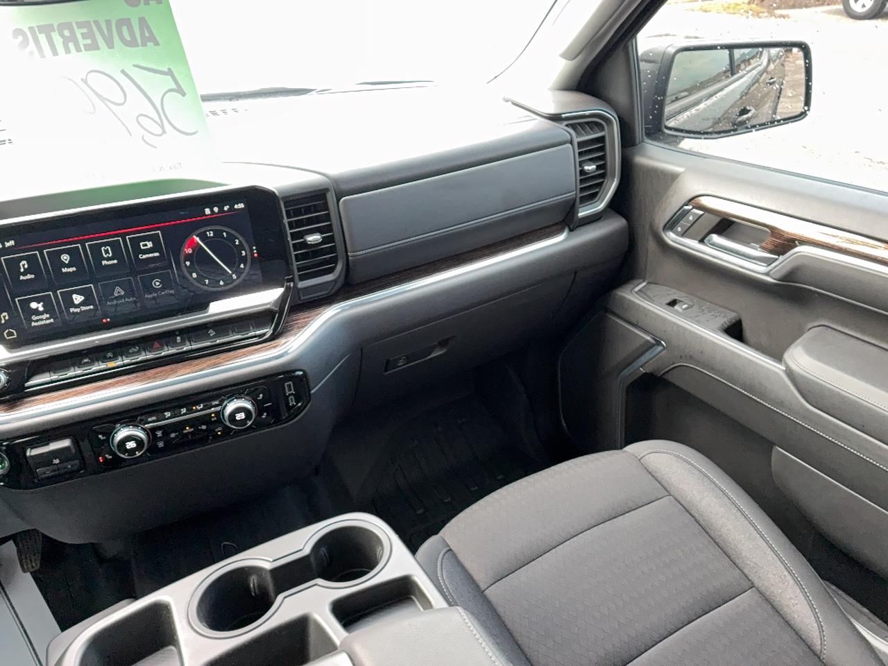 2024 GMC Sierra 1500 Elevation CrewCab X31 4WD 5.3L8cylGas 6'7"Box Photo