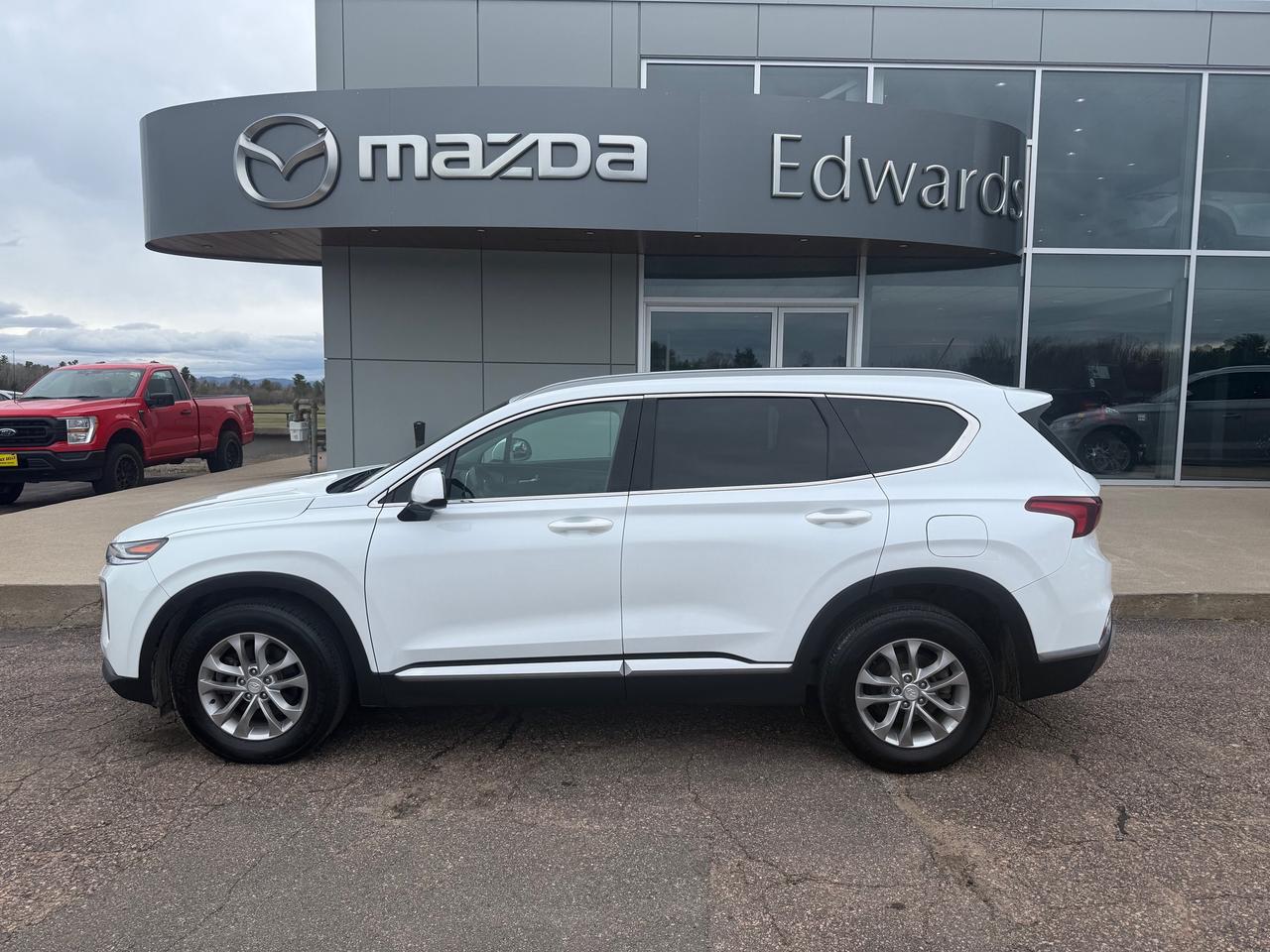 2019 Hyundai Santa Fe Essential w/Safety Package (A8) 4dr All-Wheel Drive Photo