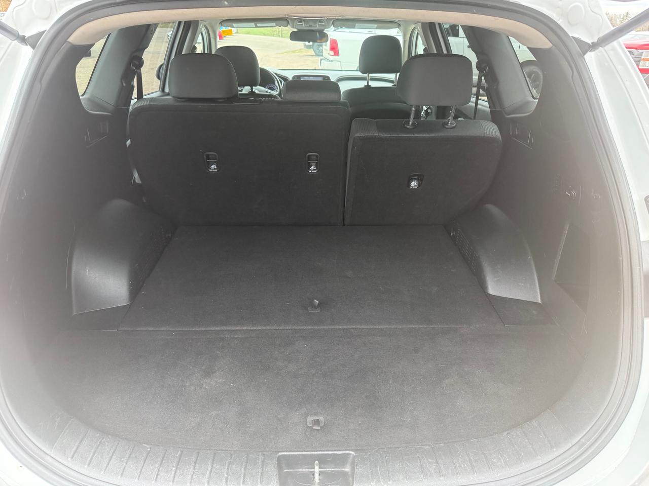 2019 Hyundai Santa Fe Essential w/Safety Package (A8) 4dr All-Wheel Drive Photo