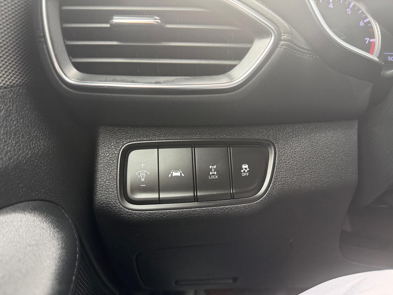 2019 Hyundai Santa Fe Essential w/Safety Package (A8) 4dr All-Wheel Drive Photo