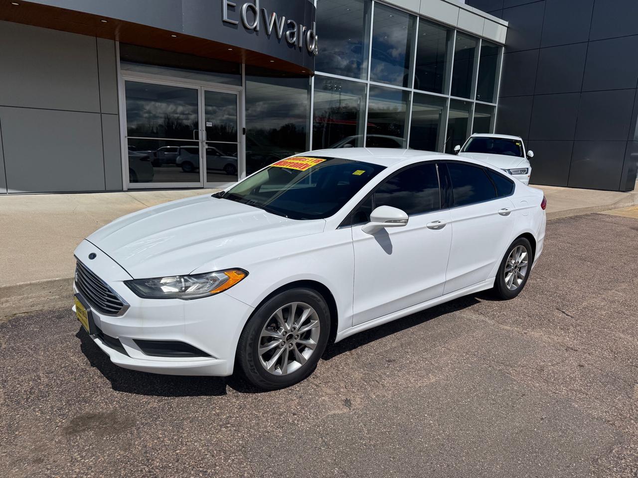 2017 Ford Fusion SE 4dr Front-wheel Drive Sedan Photo