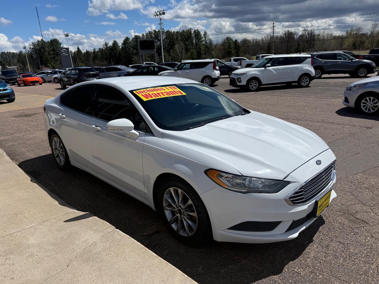 2017 Ford Fusion SE 4dr Front-wheel Drive Sedan Photo