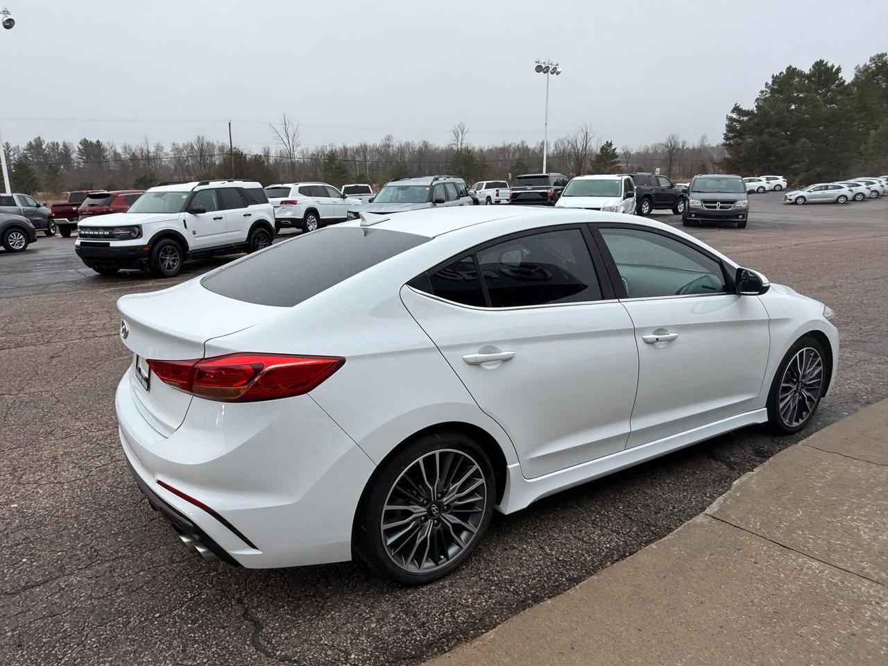 2018 Hyundai Elantra Sport (M6) 4dr Sedan Photo