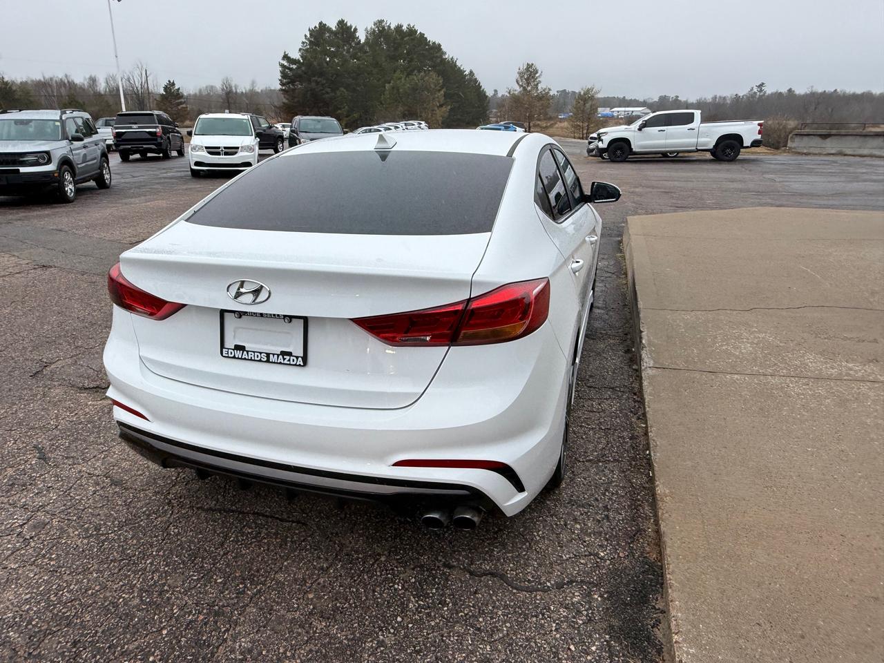 2018 Hyundai Elantra Sport (M6) 4dr Sedan Photo