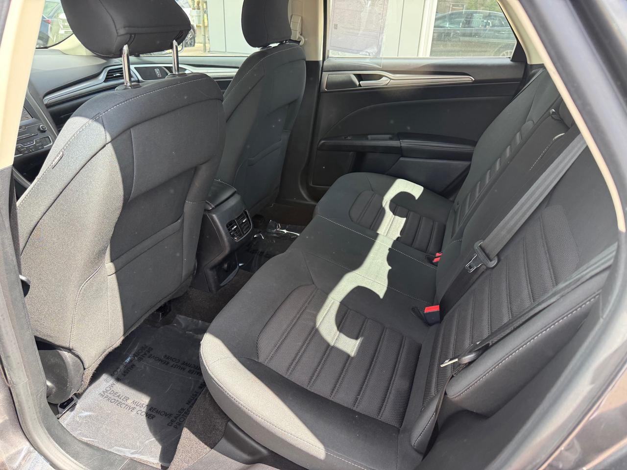 2019 Ford Fusion SE 4dr Front-wheel Drive Sedan Photo