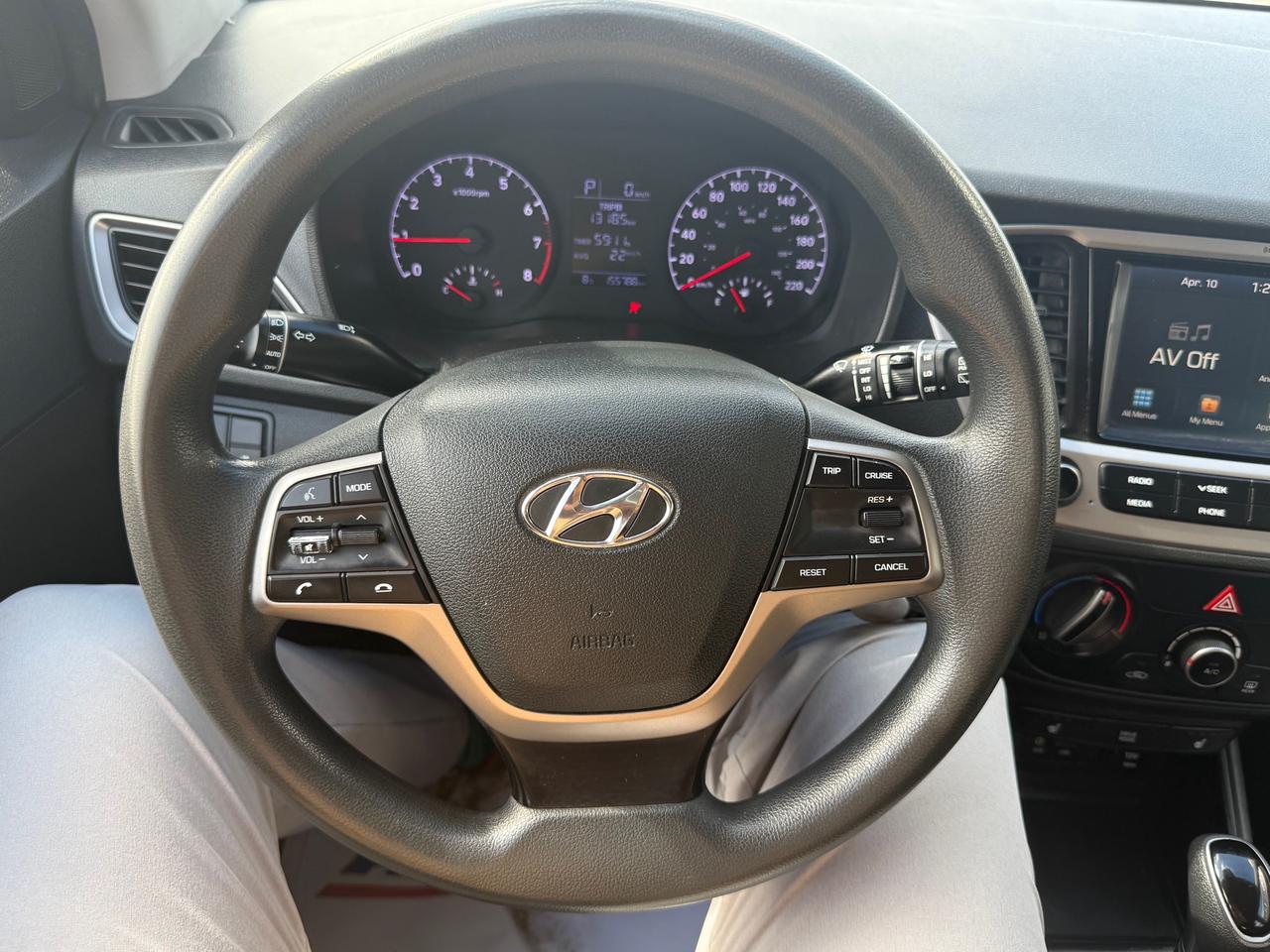 2019 Hyundai Accent Preferred (A6) 4dr Hatchback Photo