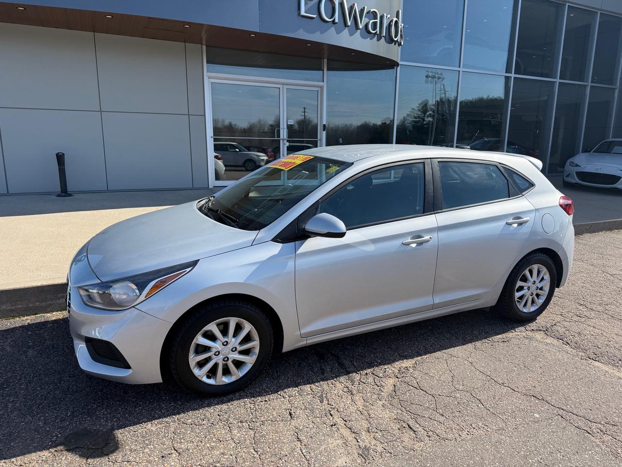 2019 Hyundai Accent Preferred (A6) 4dr Hatchback Photo