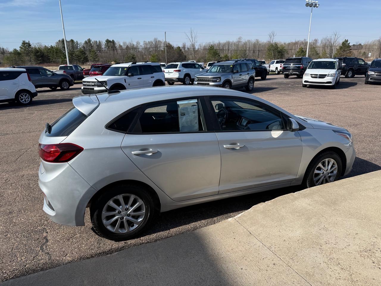 2019 Hyundai Accent Preferred (A6) 4dr Hatchback Photo