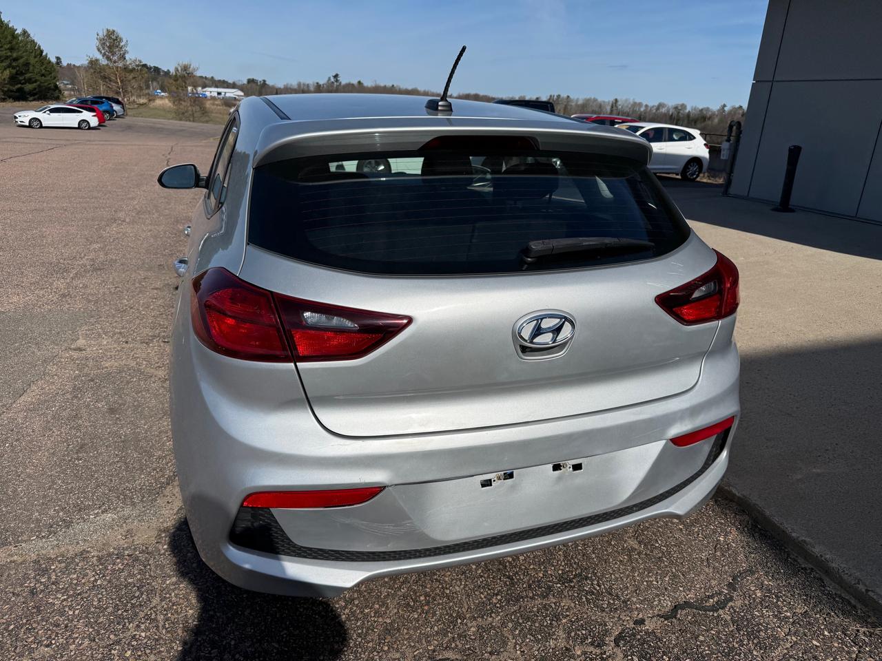 2019 Hyundai Accent Preferred (A6) 4dr Hatchback Photo