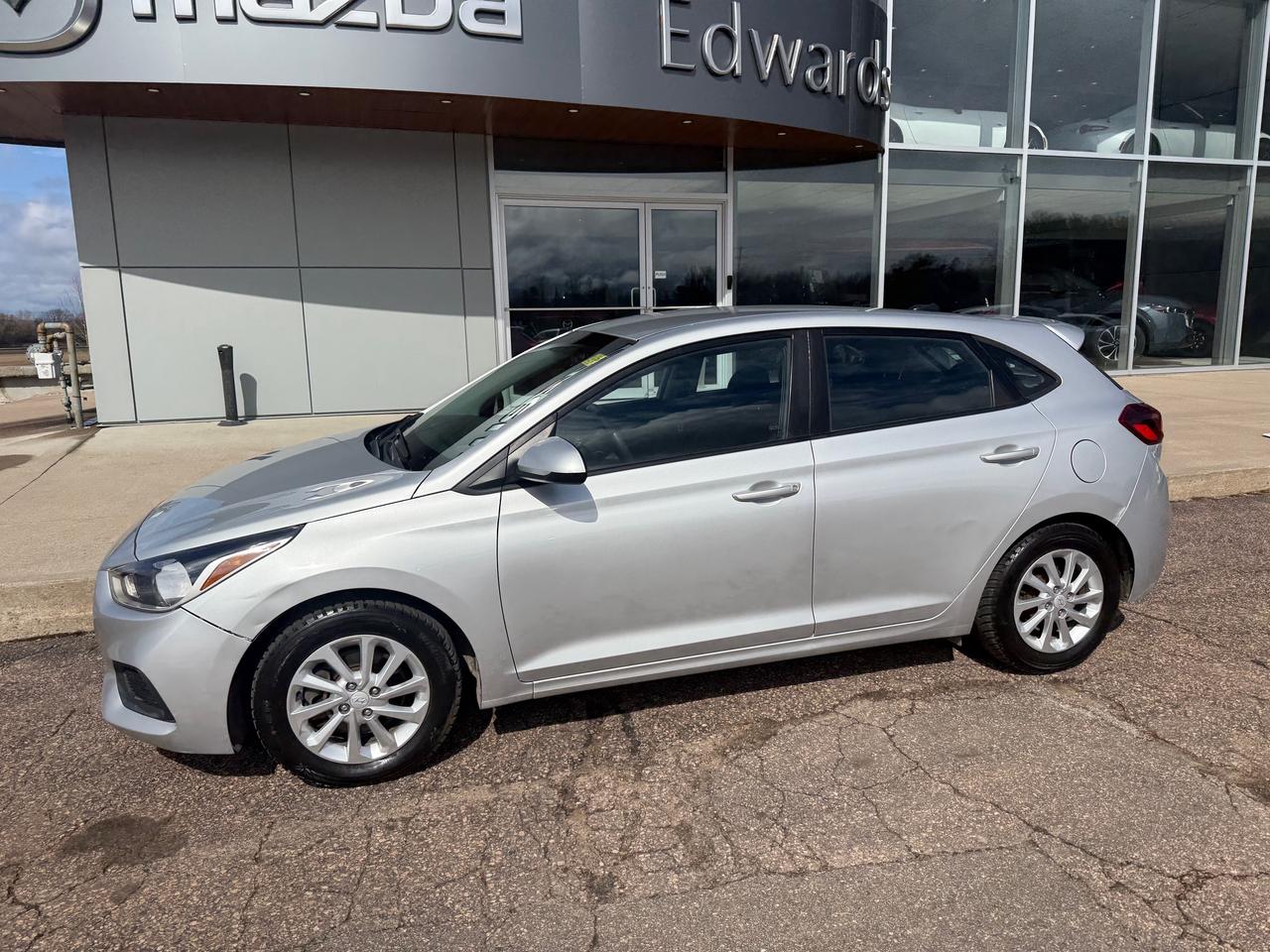 2019 Hyundai Accent Preferred (A6) 4dr Hatchback Photo