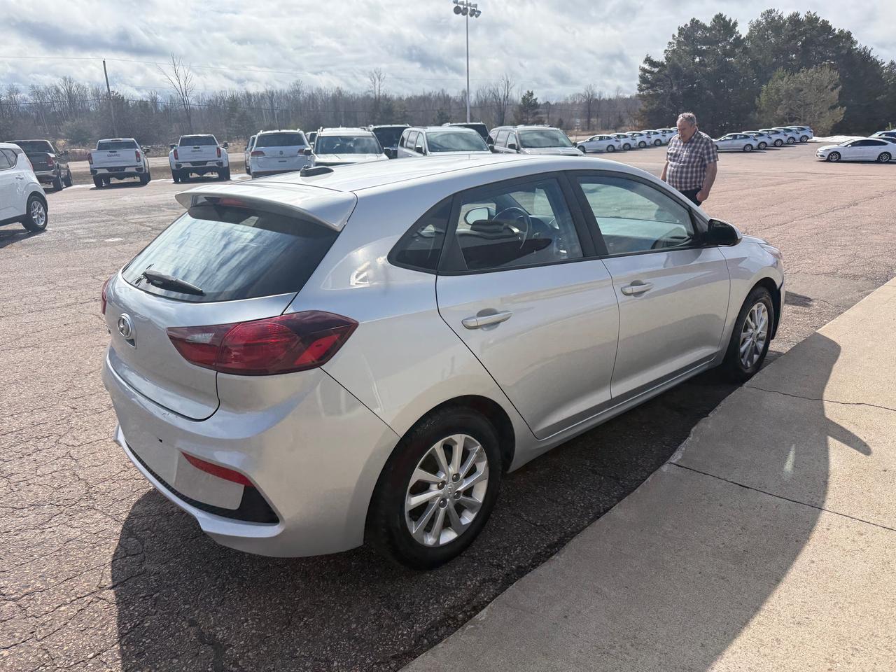 2019 Hyundai Accent Preferred (A6) 4dr Hatchback Photo
