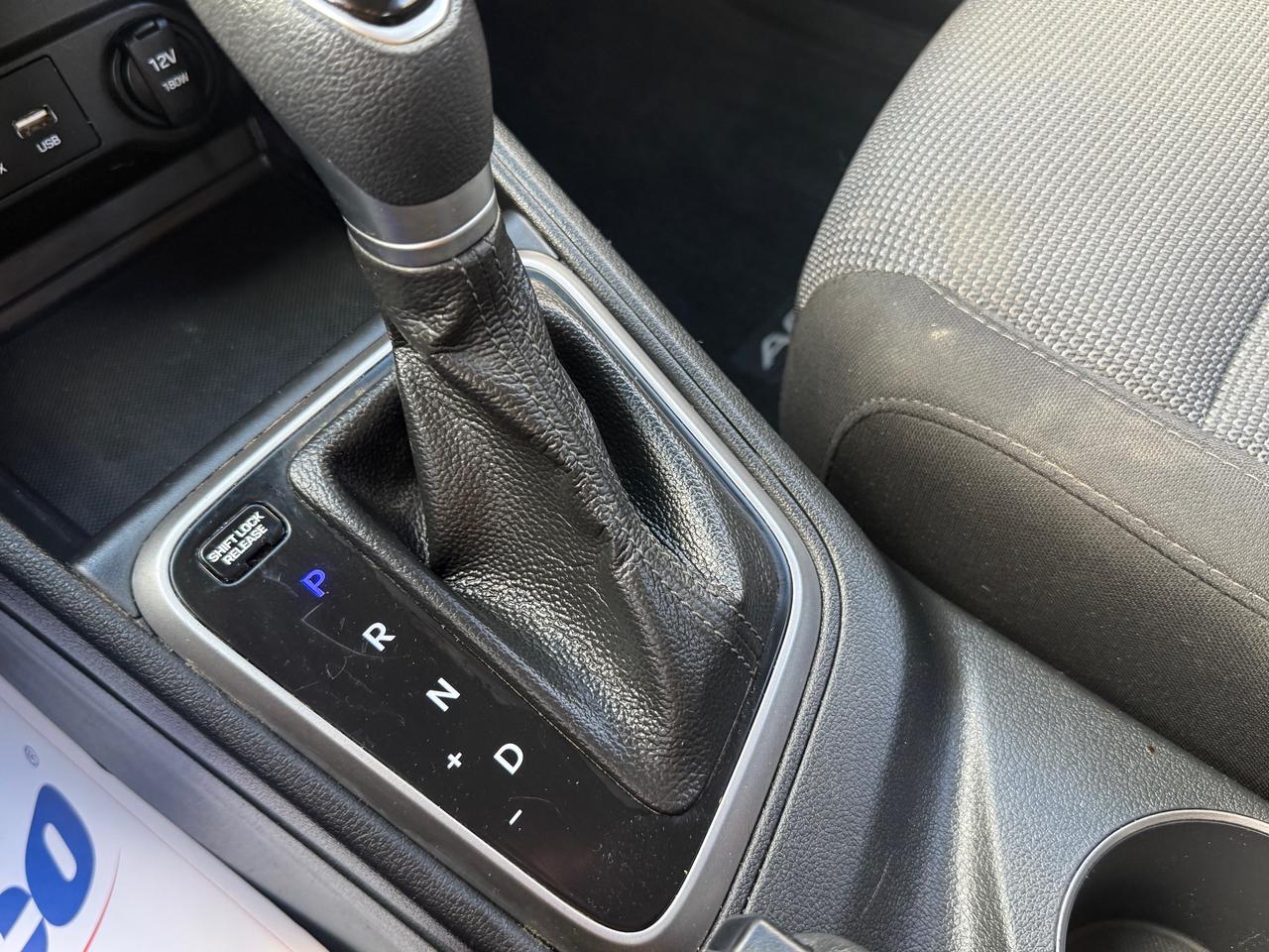 2019 Hyundai Accent Preferred (A6) 4dr Hatchback Photo