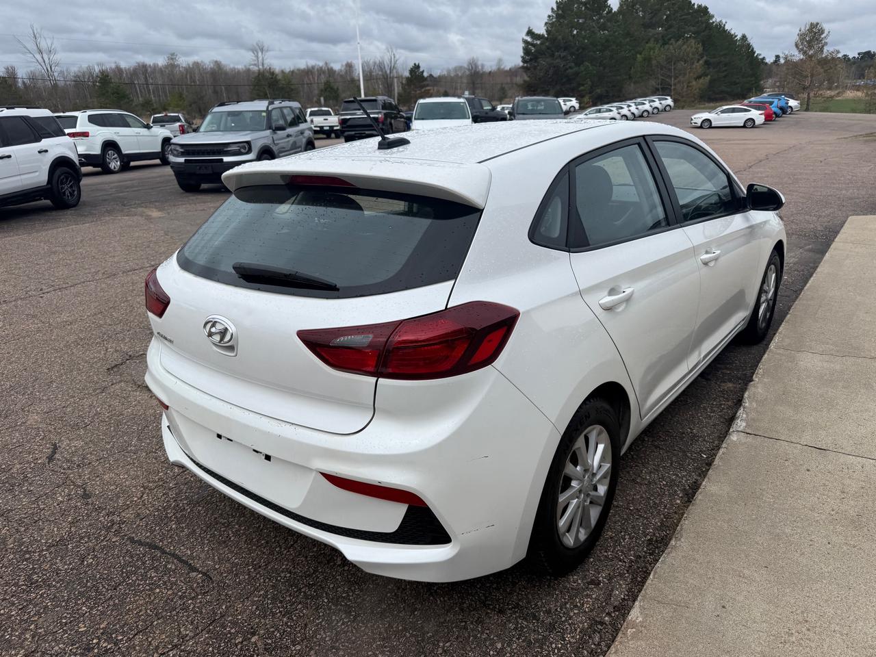 2019 Hyundai Accent Preferred (A6) 4dr Hatchback Photo