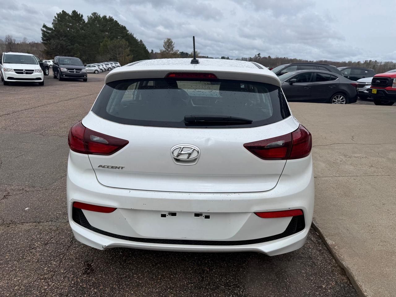 2019 Hyundai Accent Preferred (A6) 4dr Hatchback Photo