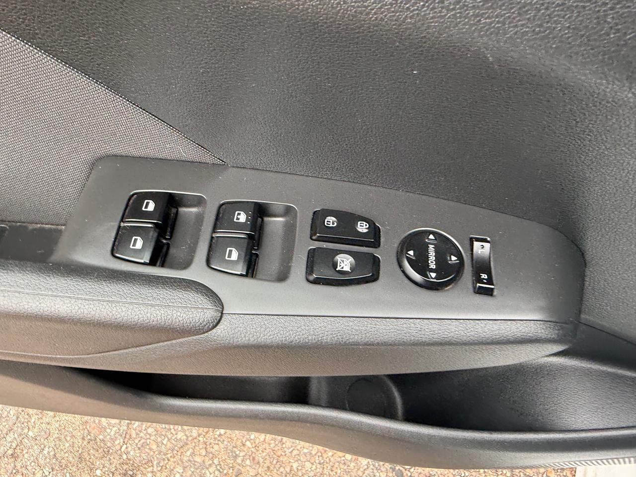 2019 Hyundai Accent Preferred (A6) 4dr Hatchback Photo