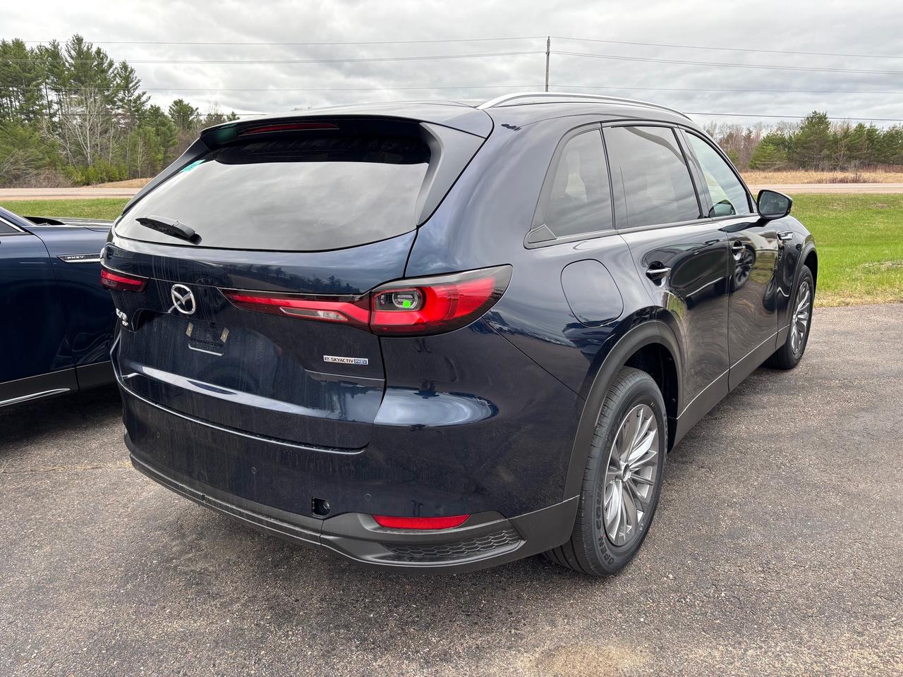 2026 Mazda CX-90 PHEV GS-L 4dr i-ACTIV All-Wheel Drive Sport Utility Photo2