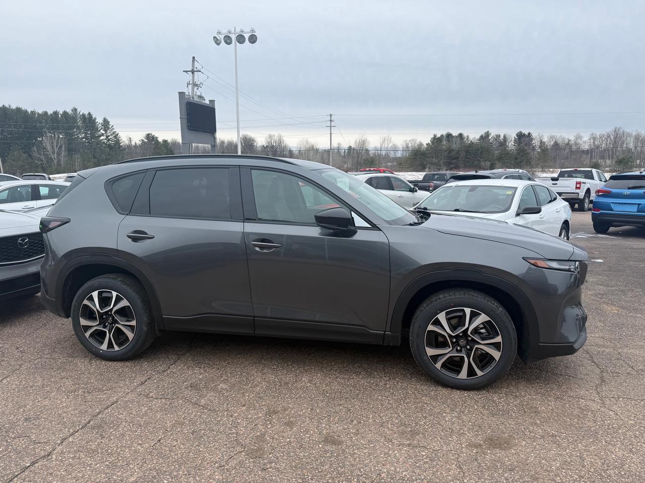 2026 Mazda CX-5 GS 4dr i-ACTIV All-Wheel Drive Sport Utility Photo3