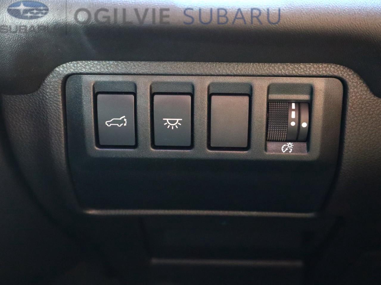 2024 Subaru ASCENT Premier 7-Passenger (CVT) 4dr All-Wheel Drive Photo