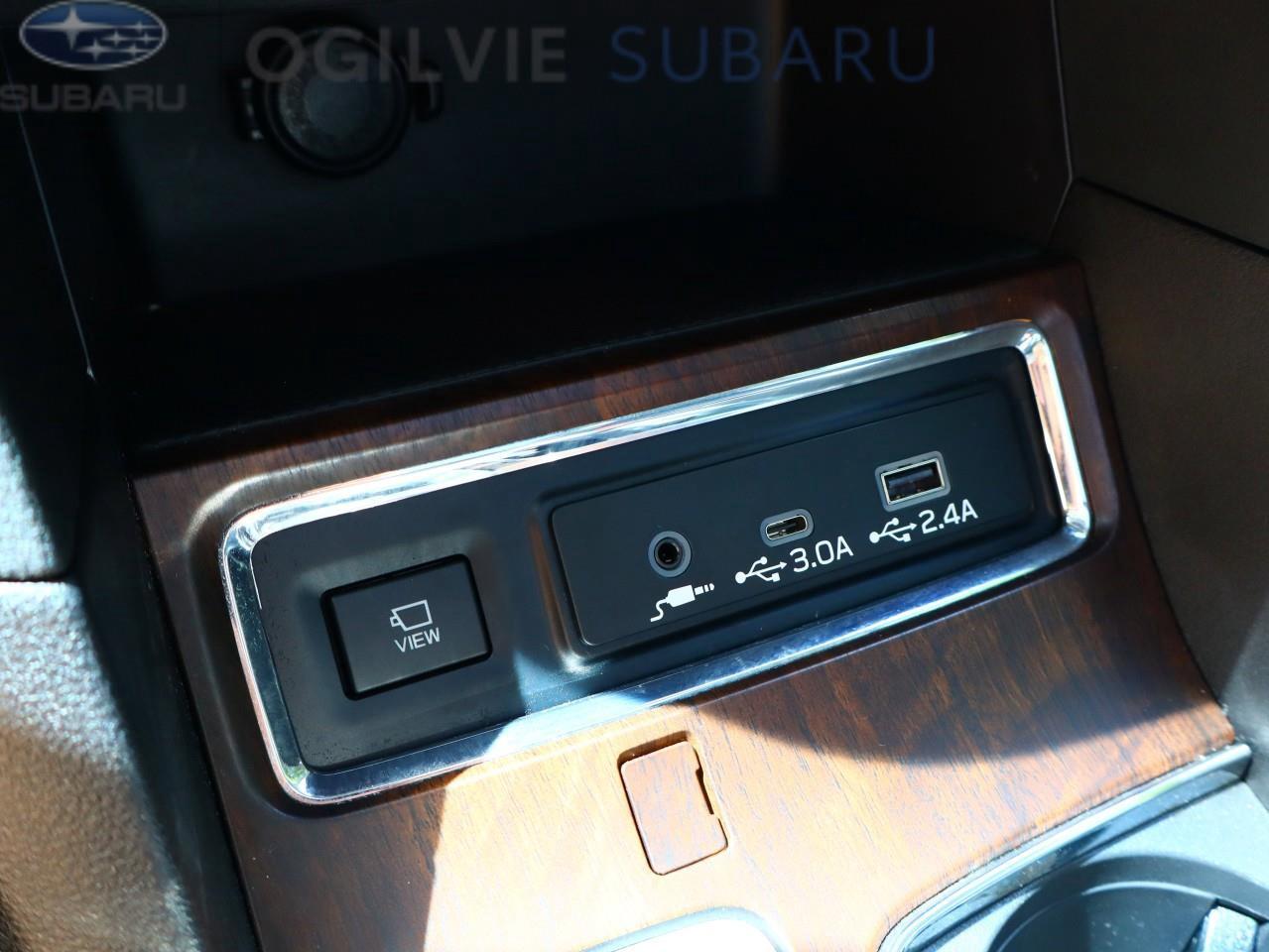 2024 Subaru ASCENT Premier 7-Passenger (CVT) 4dr All-Wheel Drive Photo