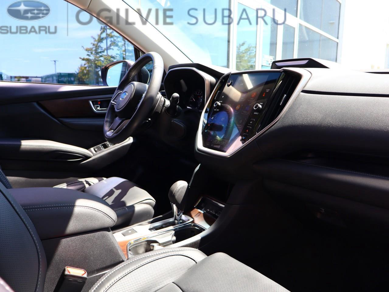 2024 Subaru ASCENT Premier 7-Passenger (CVT) 4dr All-Wheel Drive Photo
