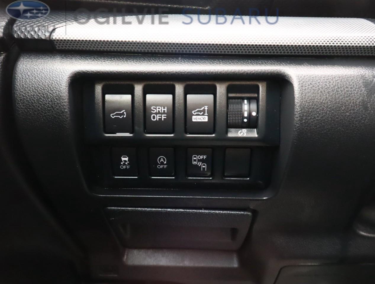 2019 Subaru Forester 2.5i Limited w/EyeSight (CVT) 4dr All-Wheel Drive Photo