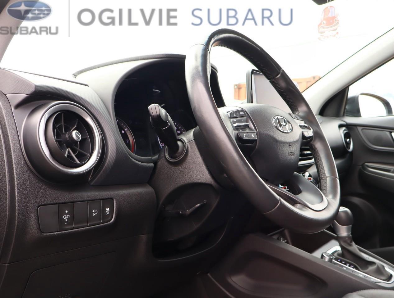 2023 Hyundai KONA 2.0L Preferred Sun & Leather Package 4dr All-Wheel Drive Photo