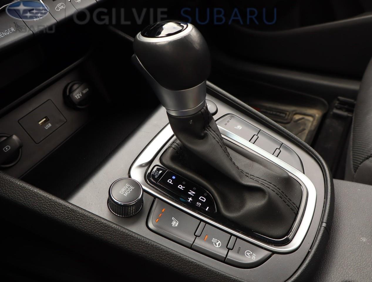 2023 Hyundai KONA 2.0L Preferred Sun & Leather Package 4dr All-Wheel Drive Photo