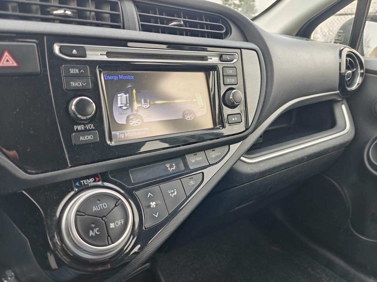 2017 Toyota Prius c Base 5dr Hatchback Photo