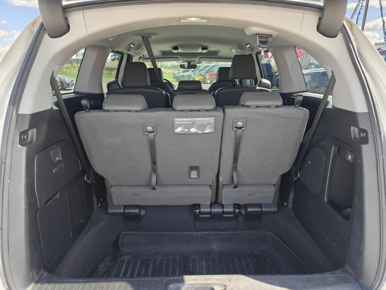 2019 Honda Odyssey EX-L w/Navi (A9) Passenger Van Photo