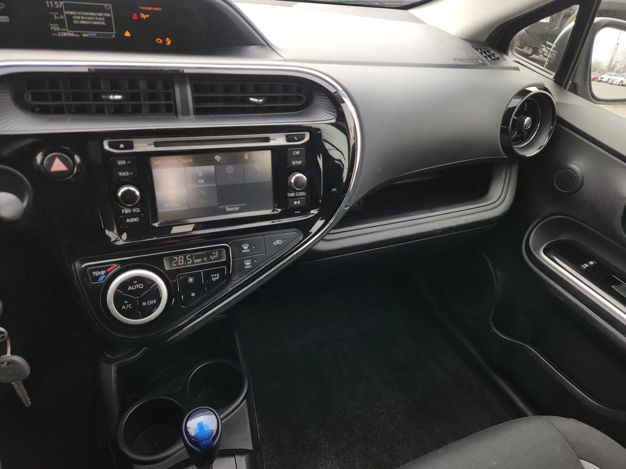 2018 Toyota Prius c Base 5dr Hatchback Photo