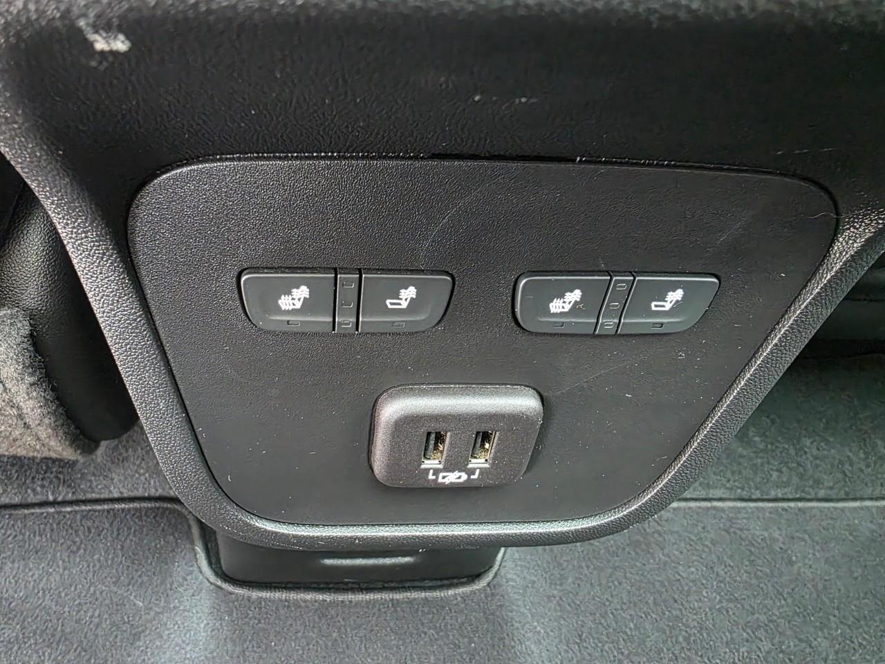 2023 GMC Terrain Denali All-Wheel Drive Photo