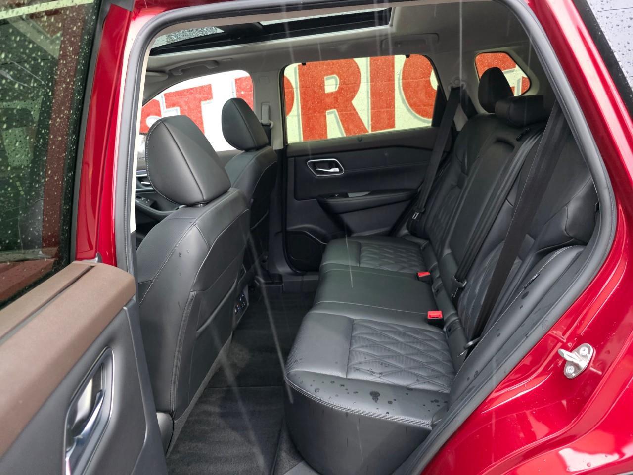 2023 Nissan Rogue Platinum 4dr All-Wheel Drive Sport Utility Photo