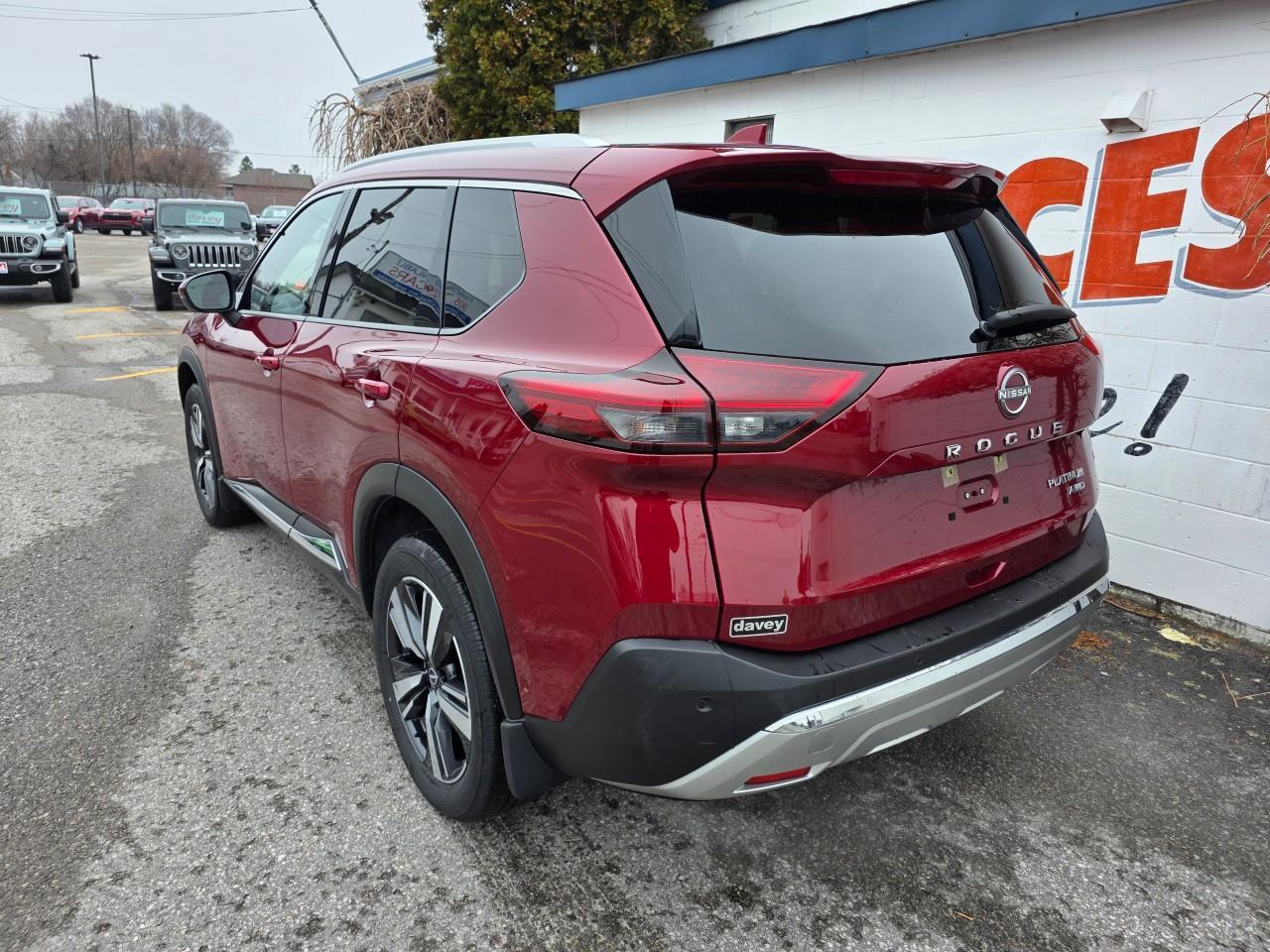 2023 Nissan Rogue Platinum 4dr All-Wheel Drive Sport Utility Photo
