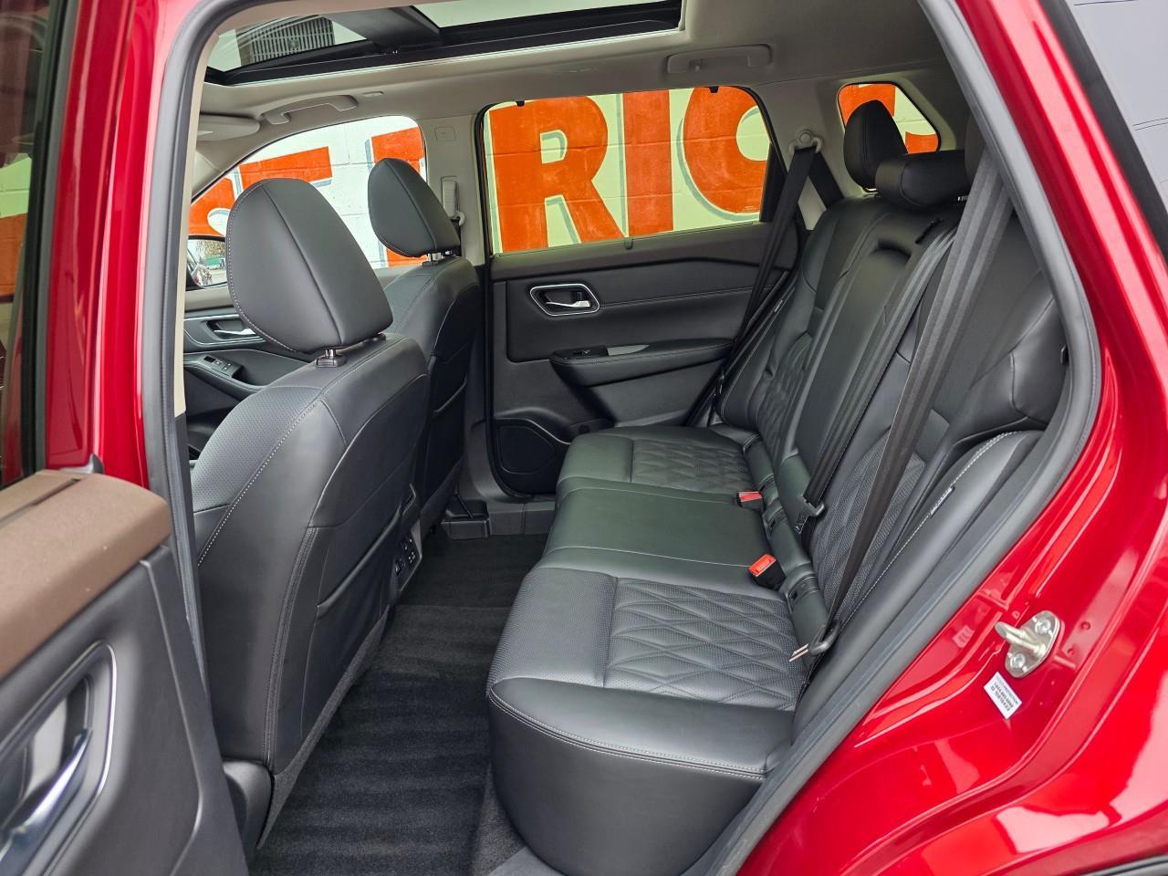 2023 Nissan Rogue Platinum 4dr All-Wheel Drive Sport Utility Photo