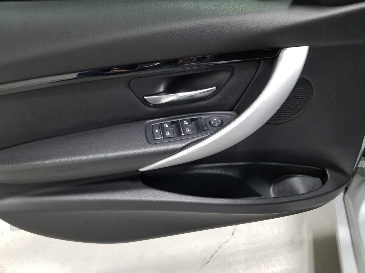 2018 BMW 330 i xDrive 4dr All-Wheel Drive Sedan Photo